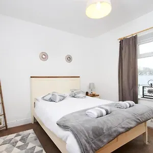 Comfortable 3 Bed Abode In The Heart Of Skipton